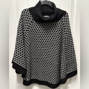 Joseph A Black and White Geometric Cowl Neck Sweater Poncho